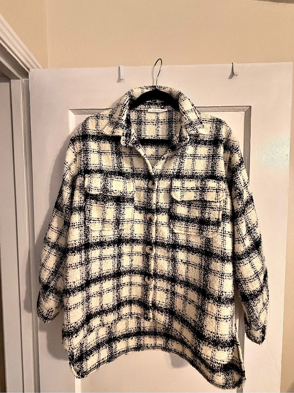 12TH TRIBE Plaid Shacket Cream & Black Medium Like New